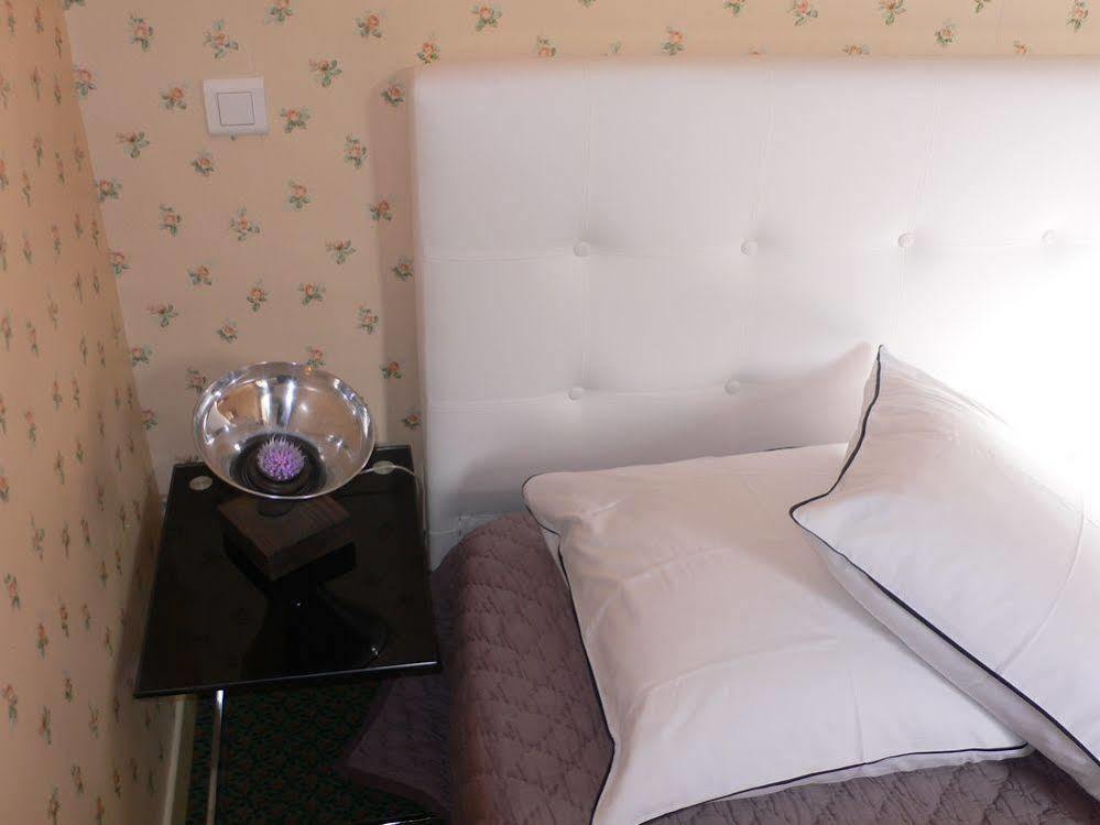 Bed and Breakfast Ermitage de Peyreleau Exterior foto